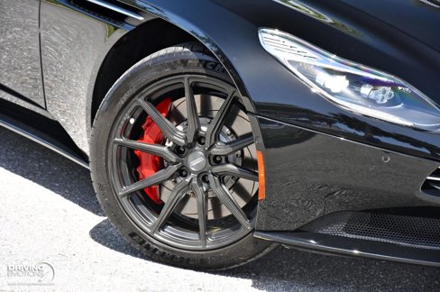Used 2018 Aston Martin DB11 V12 image 38