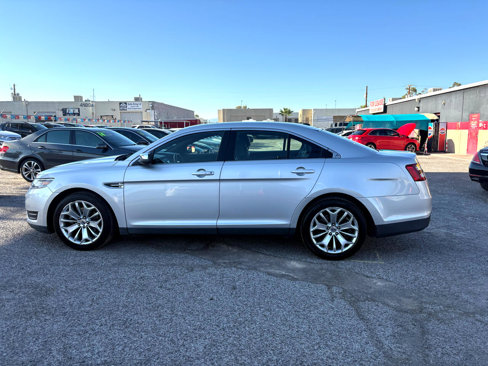Used 2017 Ford Taurus Limited image 3