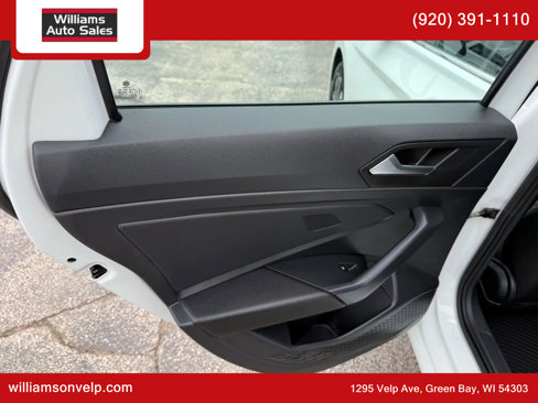 Used 2022 Volkswagen Jetta S image 11