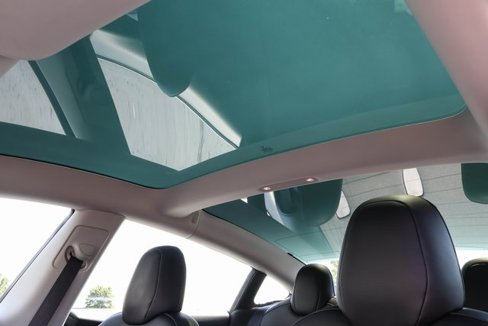 Used 2019 Tesla Model 3 Standard Range Plus image 48