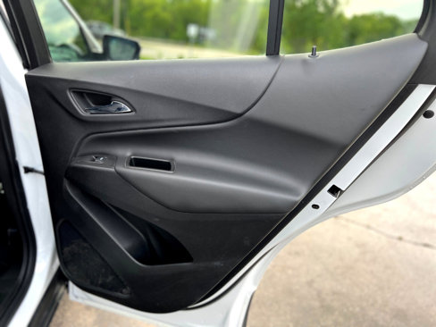 Used 2022 Chevrolet Equinox LT image 35