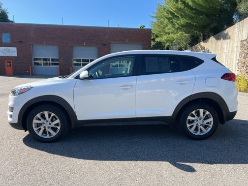 Used 2020 Hyundai Tucson SE w/ Winter Weather Package image 2