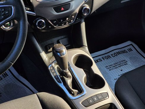 Used 2019 Chevrolet Cruze LT w/ Convenience Package image 14