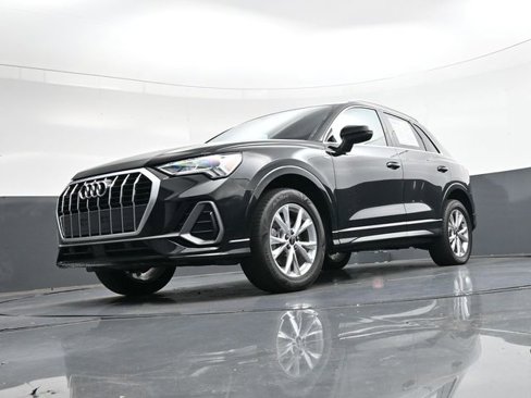 Used 2023 Audi Q3 2.0T Premium image 33
