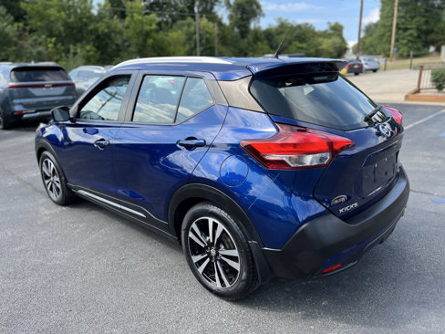 Used 2019 Nissan Kicks SR image 7