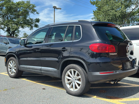 Used 2017 Volkswagen Tiguan Wolfsburg Edition image 5