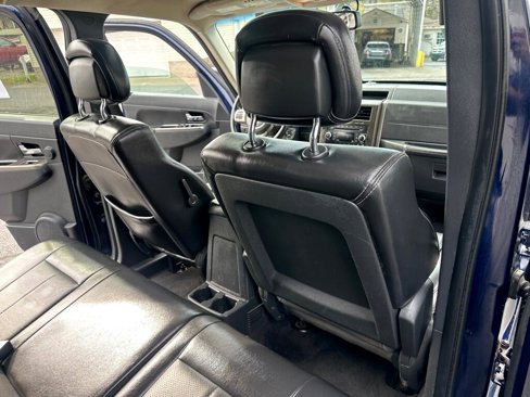 Used 2012 Jeep Liberty Limited Jet image 38