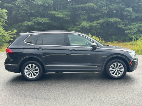 Used 2018 Volkswagen Tiguan SE w/ 3rd Row Seat Package image 5