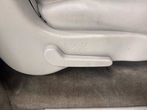 Used 2013 Chevrolet Suburban LT w/ Texas Edition image 31