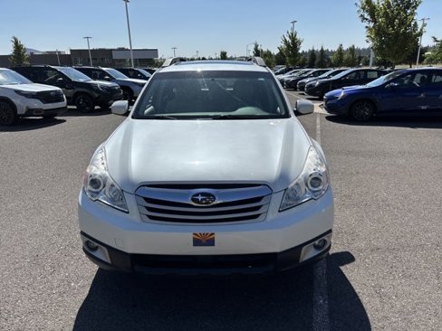 Used 2010 Subaru Outback 2.5i Premium image 8