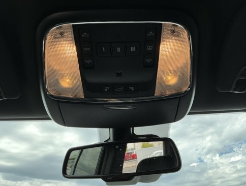 Used 2015 Jeep Grand Cherokee Overland w/ Advanced Technology Group image 43