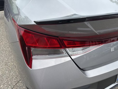Certified 2025 Hyundai Elantra Sport image 34