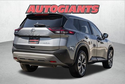 Used 2021 Nissan Rogue SV image 7
