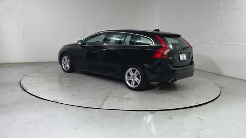 Used 2015 Volvo V60 T5 Premier image 4
