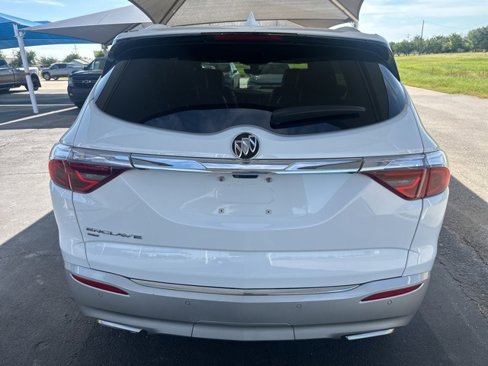 Used 2022 Buick Enclave Premium image 6