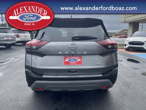 Used 2023 Nissan Rogue SV image 6