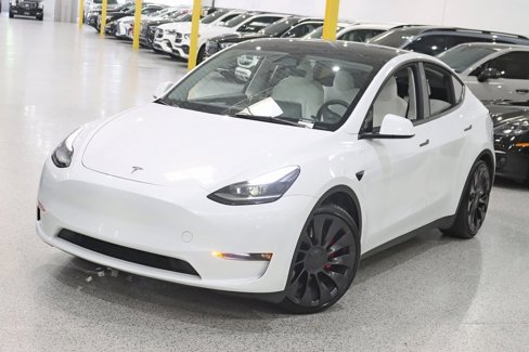 Used 2023 Tesla Model Y Performance image 5