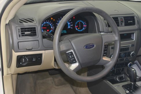 Used 2012 Ford Fusion SE image 13