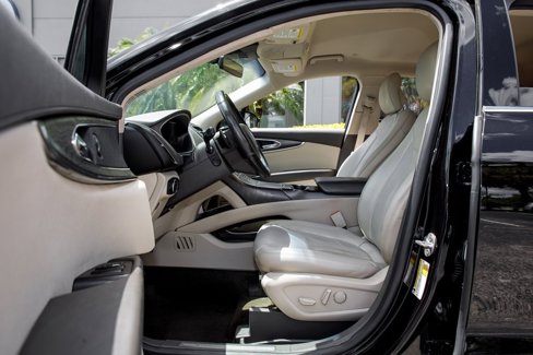 Used 2019 Lincoln Nautilus Select image 23