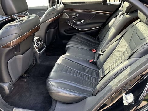 Used 2019 Mercedes-Benz S 560 4MATIC Sedan image 17