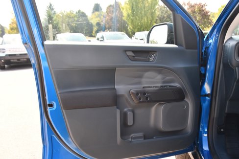 New 2025 Ford Maverick XL image 20