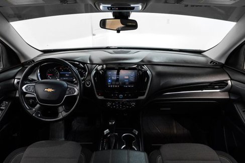 Used 2020 Chevrolet Traverse LT image 15