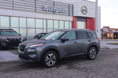 Used 2023 Nissan Rogue SV w/ SV Premium Package image 2