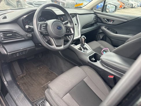 Used 2021 Subaru Outback Premium image 9