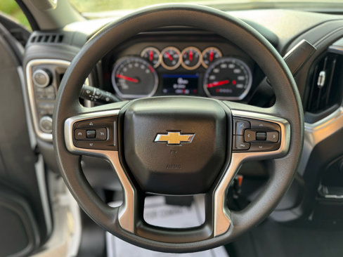 Used 2020 Chevrolet Silverado 1500 LT w/ Trailering Package image 11