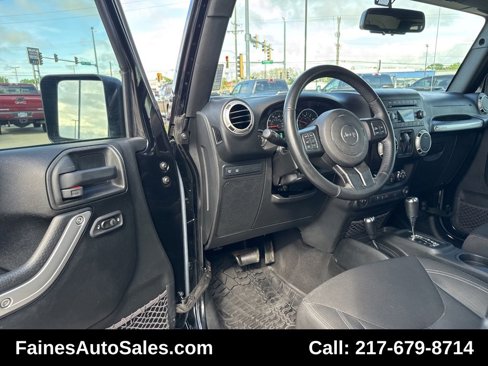 Used 2016 Jeep Wrangler Rubicon w/ Power Convenience Group image 60
