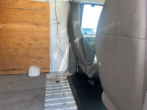Used 2012 Chevrolet Express 2500 image 13