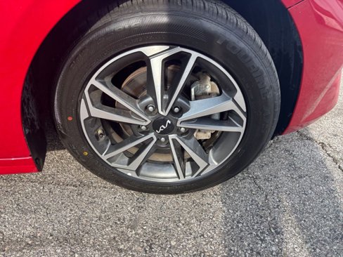 Used 2024 Kia Forte LXS image 28