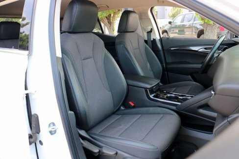 Used 2023 Buick Envision Preferred image 31