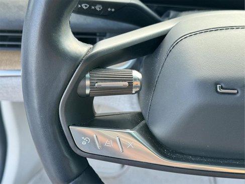 Used 2022 Lucid Air Grand Touring image 32