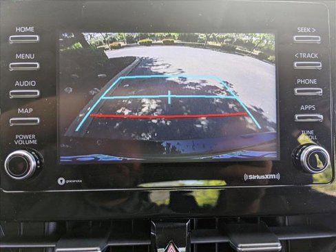 Used 2022 Toyota Camry SE image 13