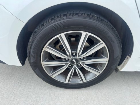 Used 2019 Kia Optima LX w/ LX 17" Wheel Package image 11