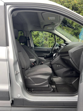 Used 2017 Ford Transit Connect XL image 16