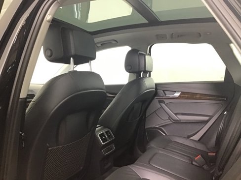 Used 2018 Audi Q5 2.0T Premium Plus image 21