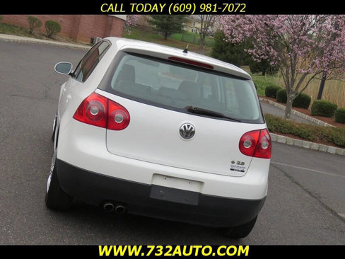 Used 2009 Volkswagen Rabbit S image 16