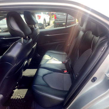 Used 2023 Toyota Camry SE image 10