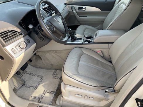Used 2014 Lincoln MKX AWD w/ Equipment Group 102A image 12