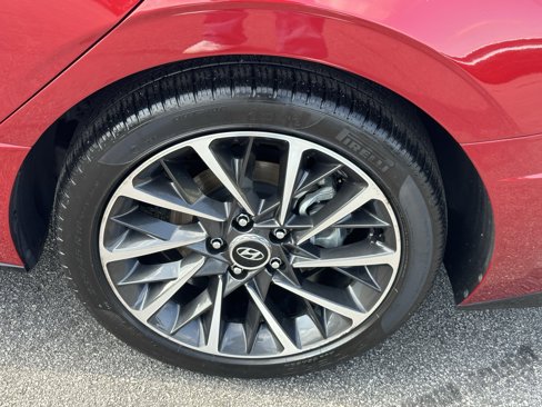 Used 2023 Hyundai Sonata Limited w/ Preferred Accessory Package image 21