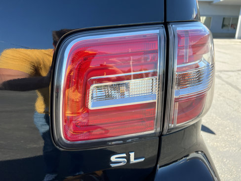 Used 2018 Nissan Armada SL w/ Moonroof Package image 15