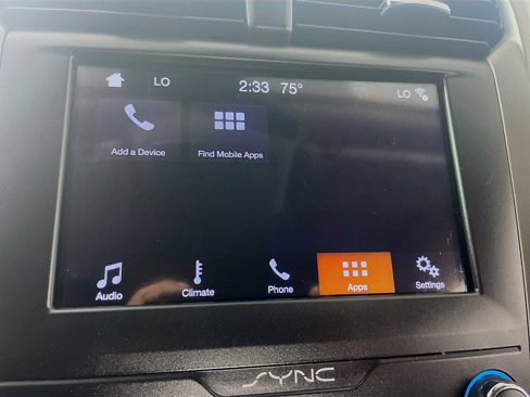 Used 2019 Ford Fusion SE image 12