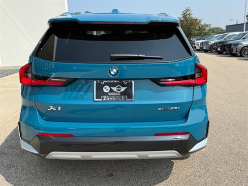 Used 2025 BMW X1 xDrive28i image 4