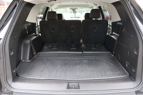 Used 2020 Chevrolet Traverse LS w/ LPO, Floor Liner Package image 34