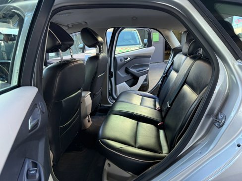 Used 2014 Ford Focus Electric Hatchback image 12