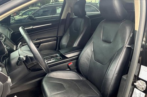 Used 2019 Ford Fusion Titanium image 24