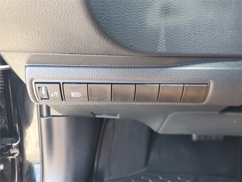 Used 2023 Toyota Corolla LE image 24
