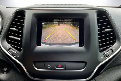 Certified 2020 Jeep Cherokee Latitude Plus image 12